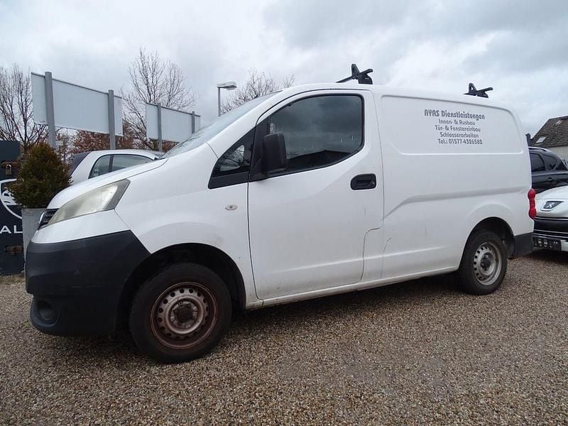 Gebraucht Nissan NV200 90 PS (66 kW) 2012 Weiß Van / Kleinbus