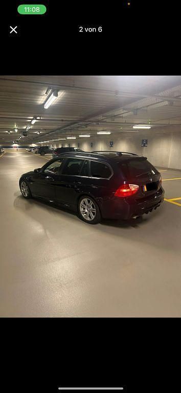 Gebraucht BMW 320 163 PS (119 kW) 2007 Blau Kombi