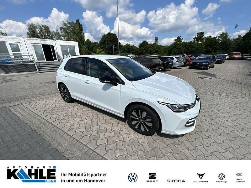 Gebraucht VW Golf VIII Goal 116 PS (85 kW) 2025 Weiß Limousine