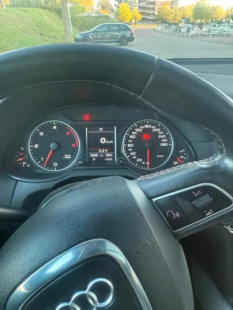 Usata Audi Q5 240 CV (176 kW) 2010 Grigio SUV