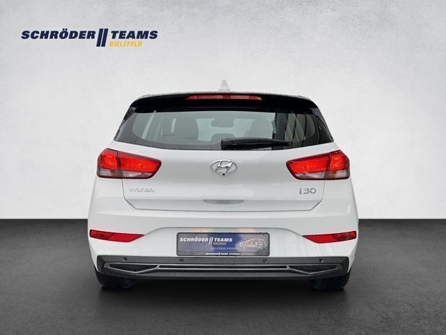Gebraucht Hyundai i30 Trend 160 PS (117 kW) 2023 Sonstige Limousine