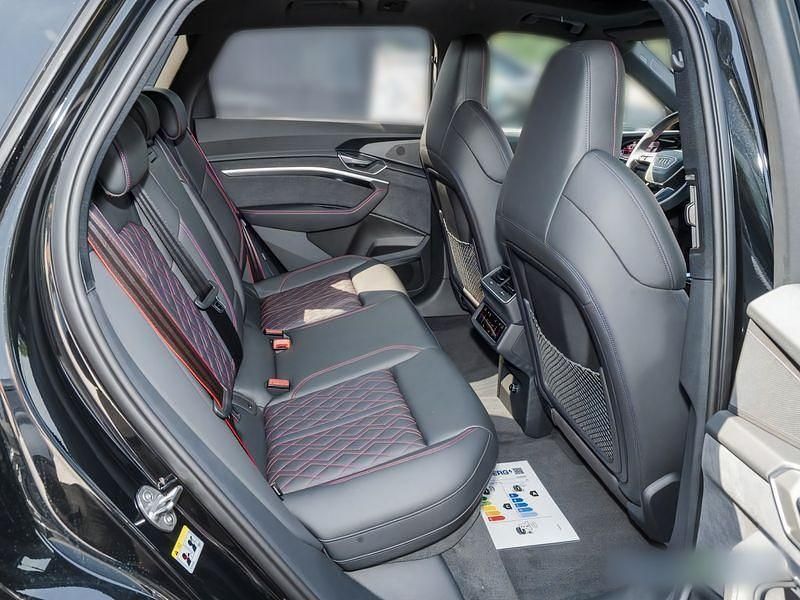 Gebraucht Audi Q8 e-tron S-Line 250 kW (340 PS) 2025 Schwarz SUV