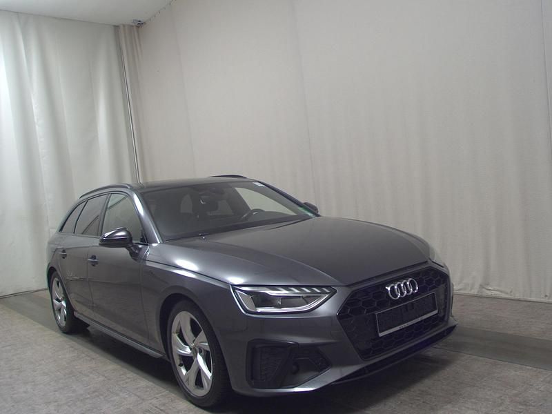 Gebraucht Audi A4 S-Line 190 PS (139 kW) 2019 Grau Kombi