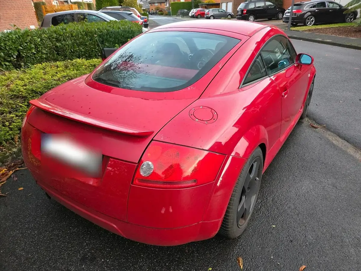 Gebraucht Audi TT 180 PS (132 kW) 2001 Rot Coupé