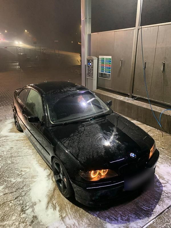 Gebraucht BMW 325 192 PS (141 kW) 2003 Schwarz Coupé