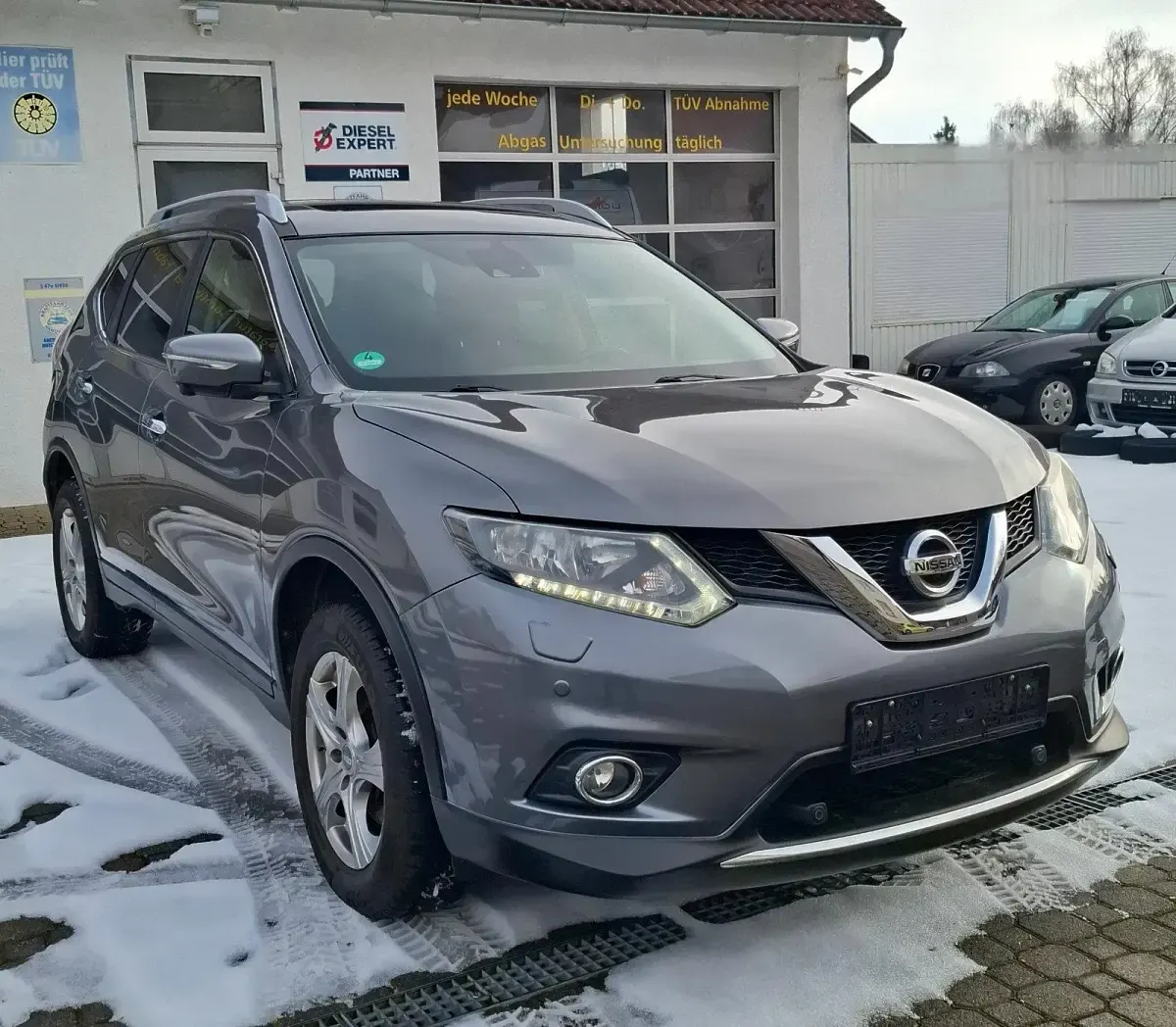 Gebraucht Nissan X-Trail 177 PS (130 kW) 2017 Grau SUV