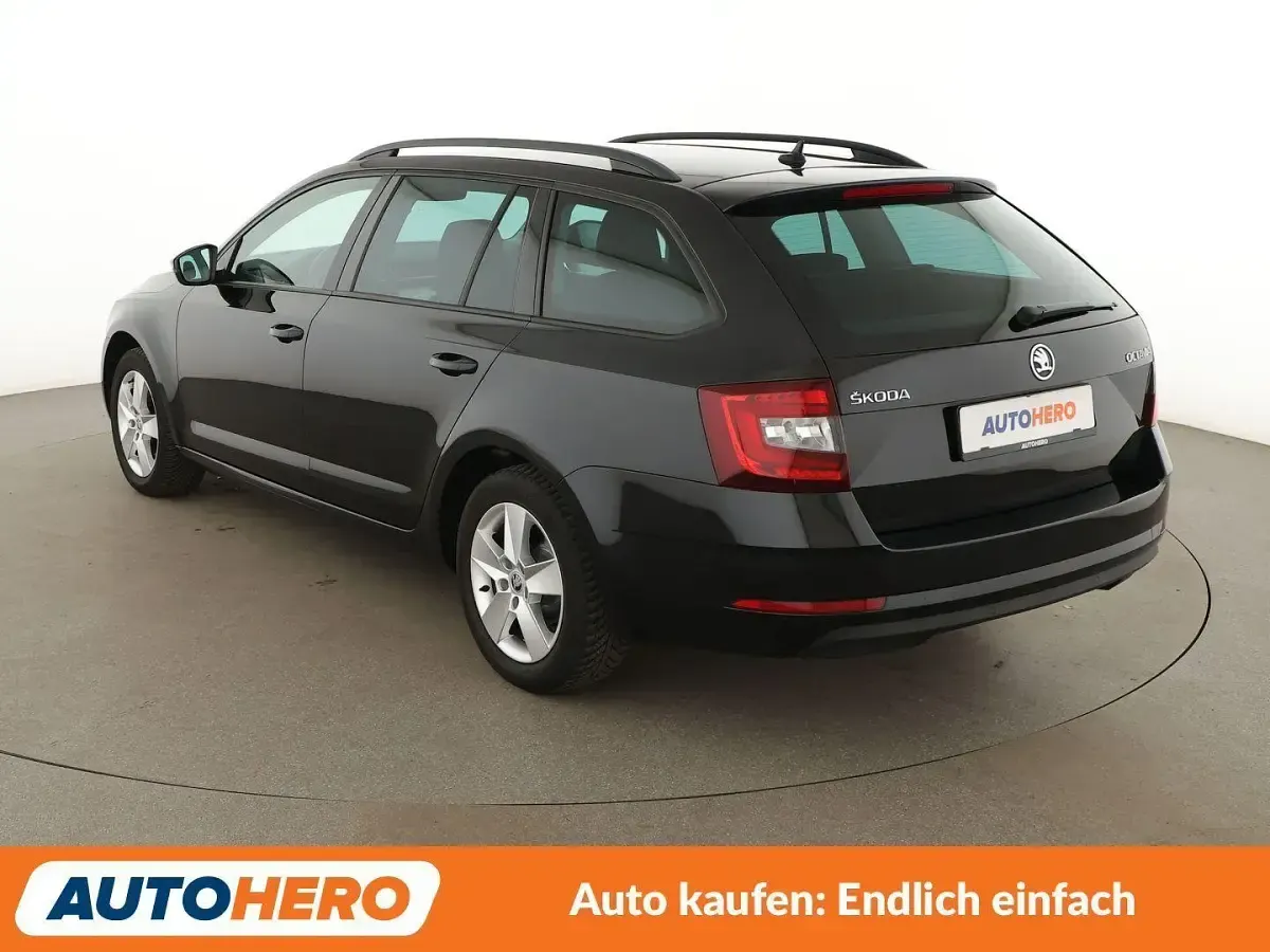 Gebraucht Skoda Octavia Tour 150 PS (110 kW) 2020 Schwarz Kombi