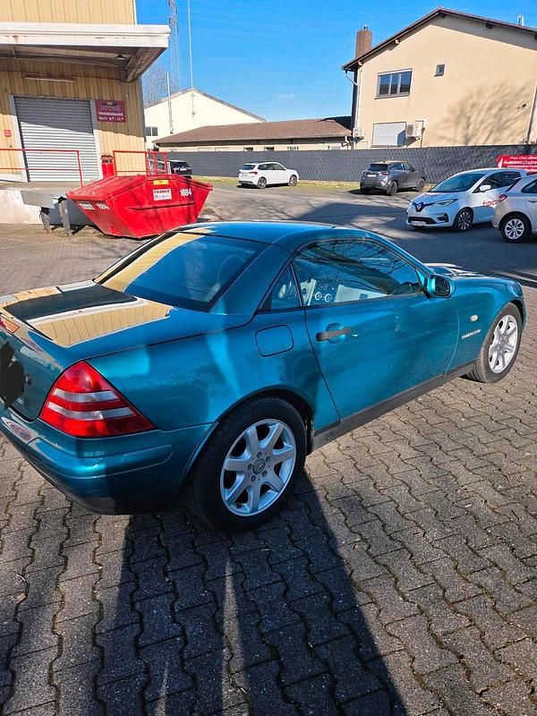 Gebraucht Mercedes SLK230 193 PS (141 kW) 1998 Grün Cabrio