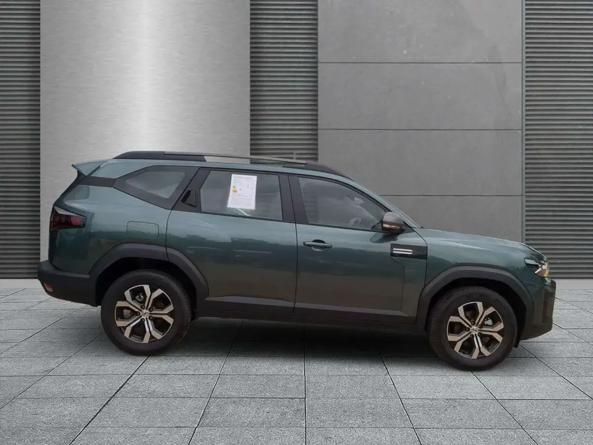 Neu Dacia Bigster Expression 140 PS (102 kW) 2026 Zedergrün SUV