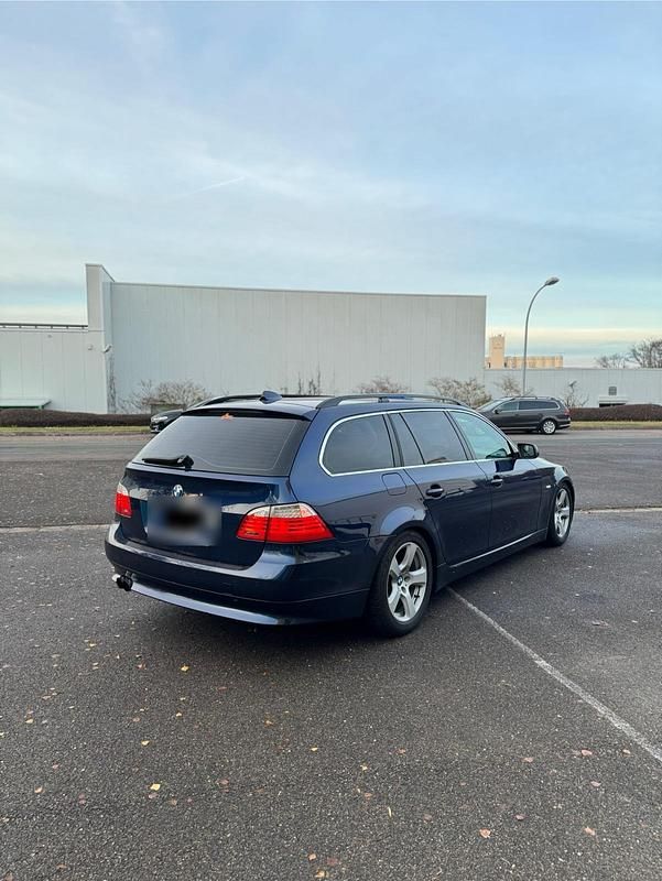 Second-hand BMW 525 197 CP (144 kW) 2008 Albastru Break
