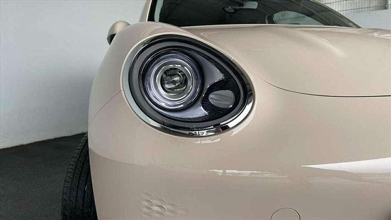 Second-hand Ora 03 125 kW (171 CP) 2024 Bej Hatchback