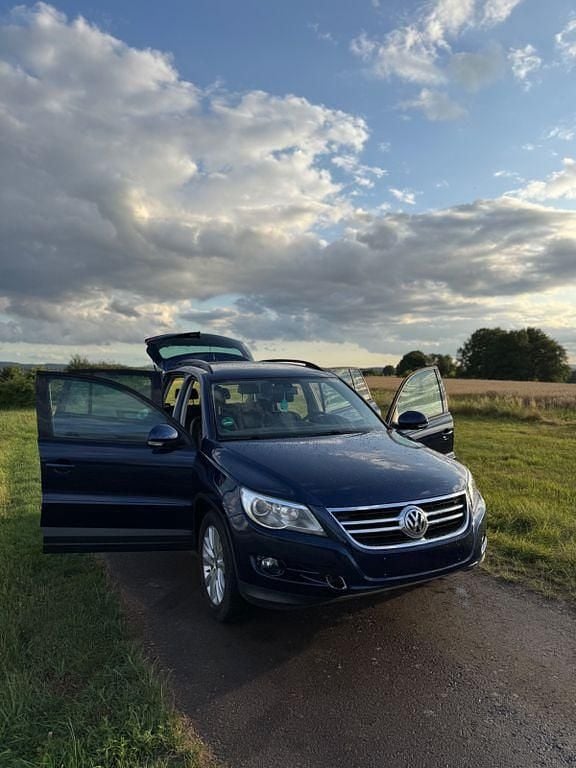 Blau Gebraucht 2009 VW Tiguan Sportline SUV | 6.999 € (Guter Preis) - Bild 1/4