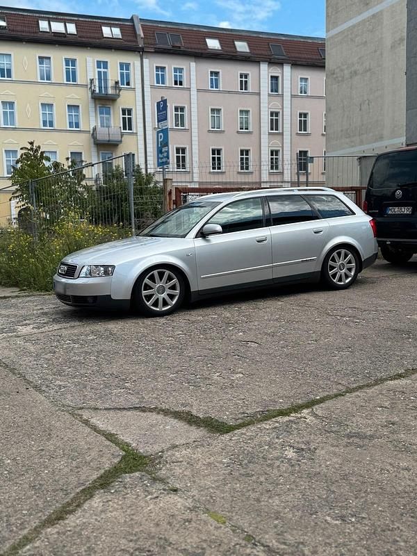 Gebraucht Audi A4 S-Line 131 PS (96 kW) 2003 Silber Kombi