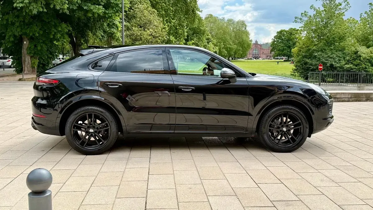Gebraucht Porsche Cayenne Coupe 340 PS (250 kW) 2020 Schwarz Coupé