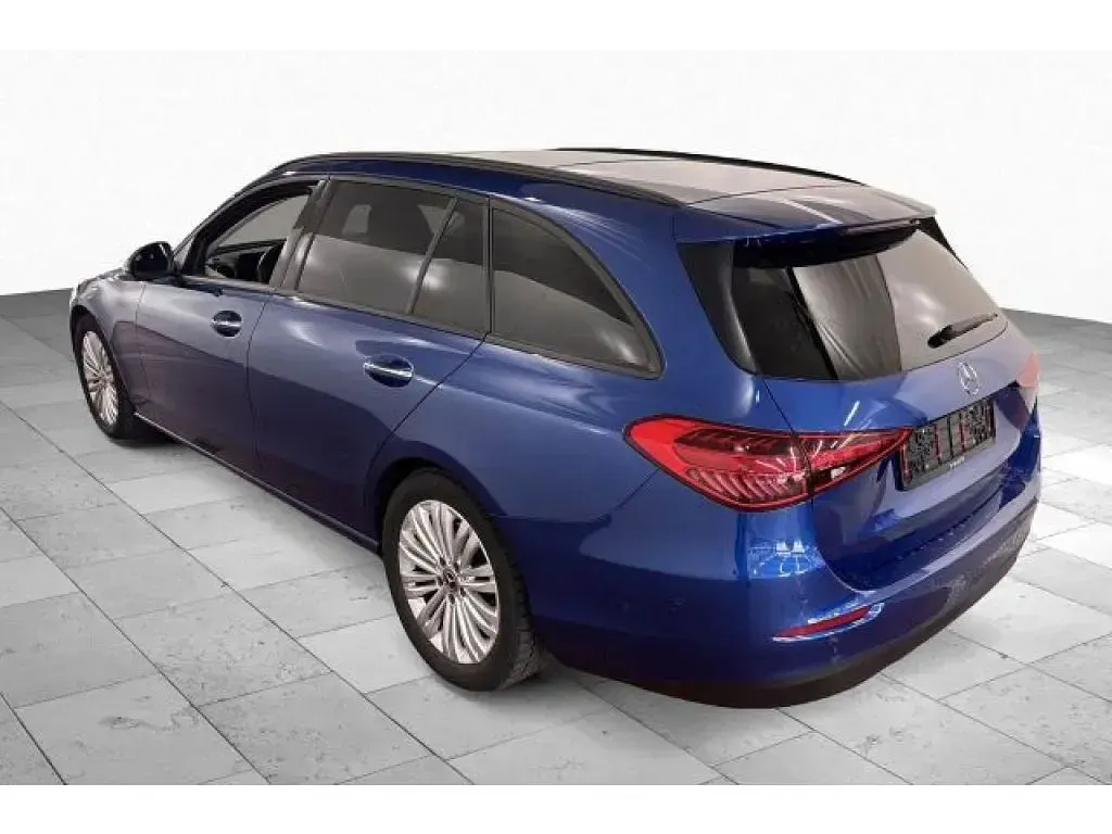 Gebraucht Mercedes 200 184 PS (135 kW) 2023 Blau (metallic) Kombi