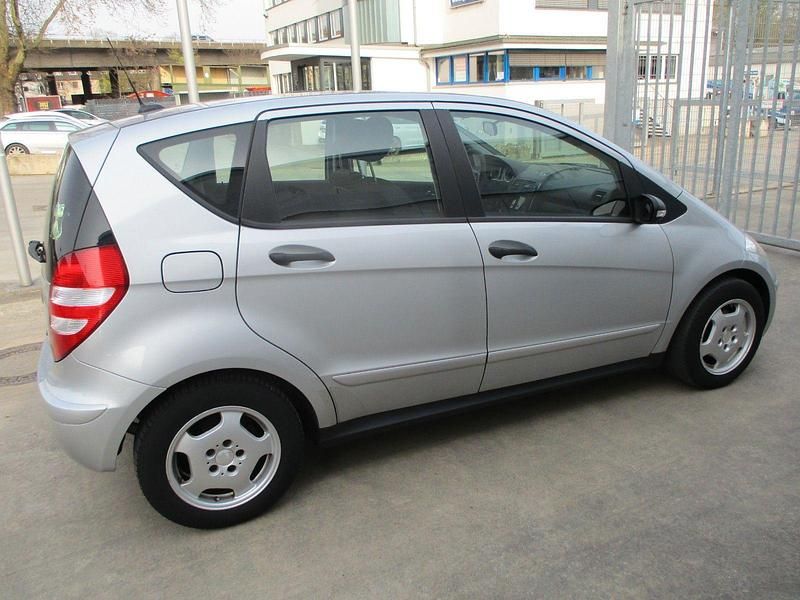 Gebraucht Mercedes A170 116 PS (85 kW) 2007 Silber Kleinwagen