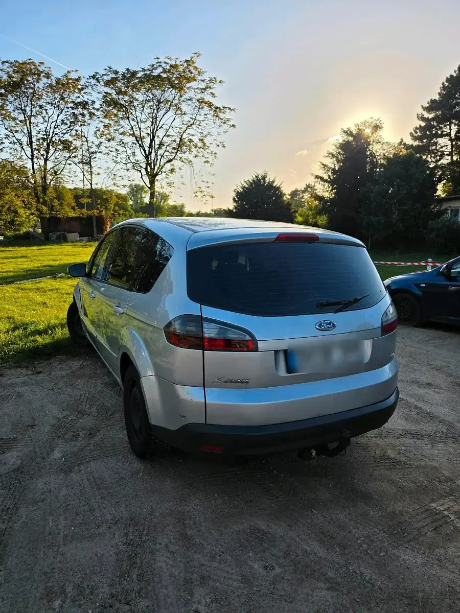 Gebraucht Ford S-MAX S 140 PS (102 kW) 2007 Silber Van / Kleinbus
