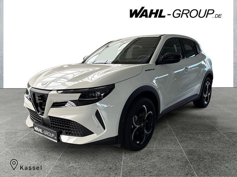 Weiß Neu 2025 Alfa Romeo Junior Edizione Speciale SUV | 33.890 € (Fairer Preis) - Bild 1/4