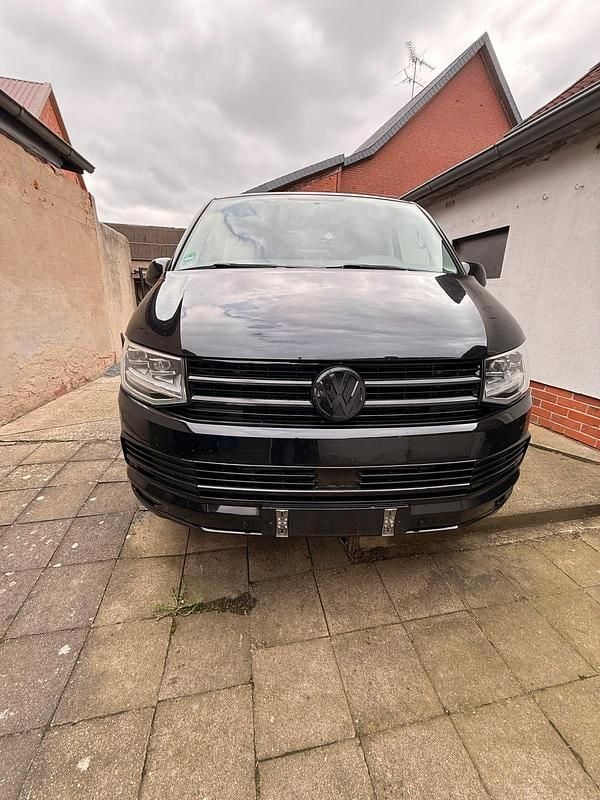 Usata VW T6 150 CV (110 kW) 2016 Nero Furgone