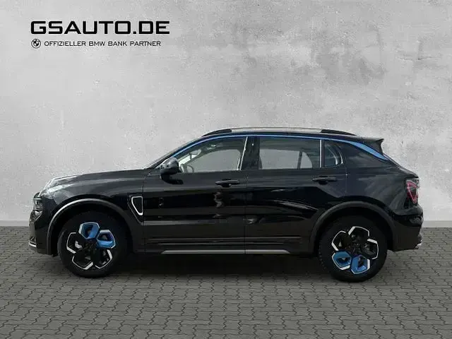 Second-hand Lynk & Co 01 197 CP (144 kW) 2022 Negru SUV