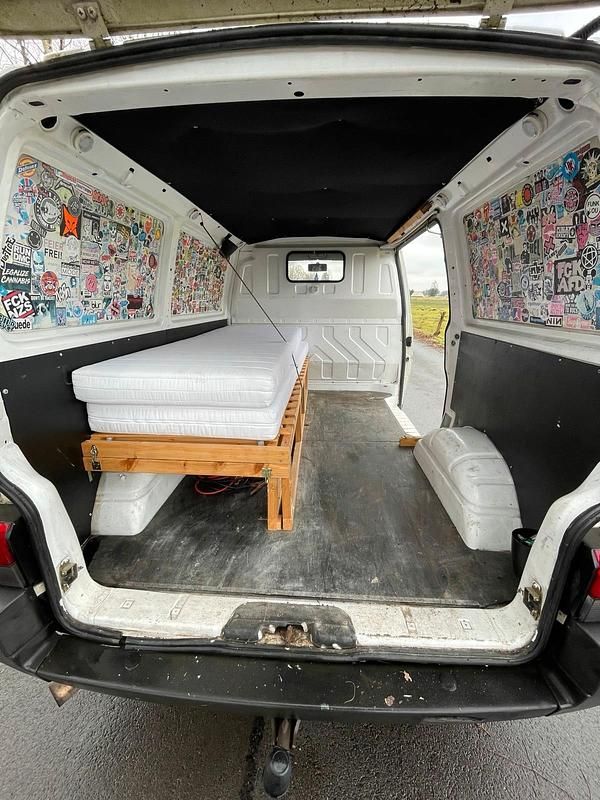 Gebraucht VW T4 77 PS (56 kW) 1995 Silber Van