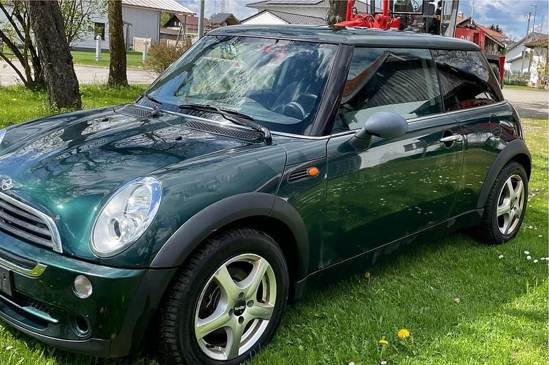 Second-hand Mini Cooper 90 CP (66 kW) 2005 Verde Hatchback