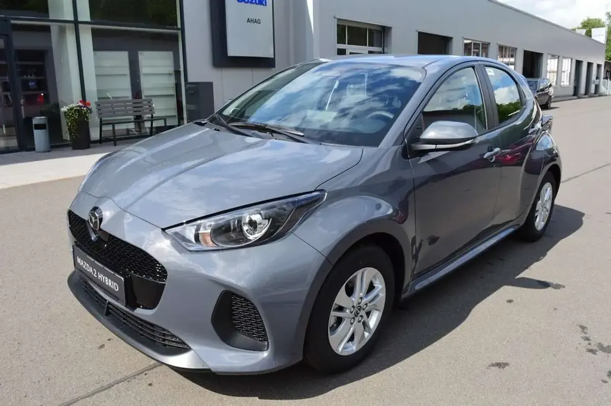 Neu Mazda 2 Center-Line 116 PS (85 kW) 2026 Charcoal grey Kleinwagen