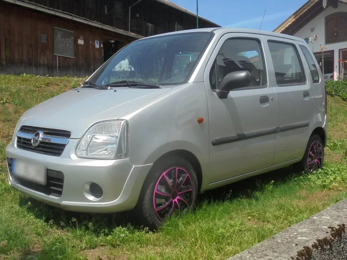 Gebraucht Opel Agila 75 PS (55 kW) 2004 Silber Van / Kleinbus