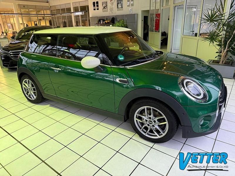 Gebraucht Mini Cooper 136 PS (100 kW) 2019 Grün Kleinwagen