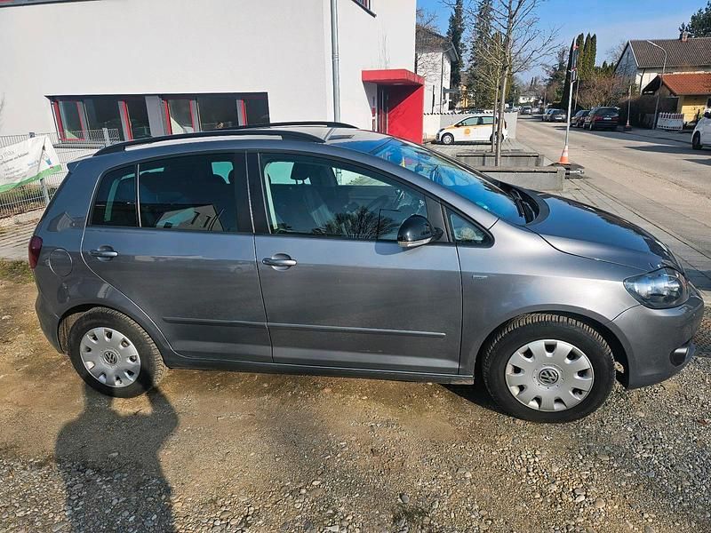 Gebraucht VW Golf VII 105 PS (77 kW) 2012 Grau Limousine