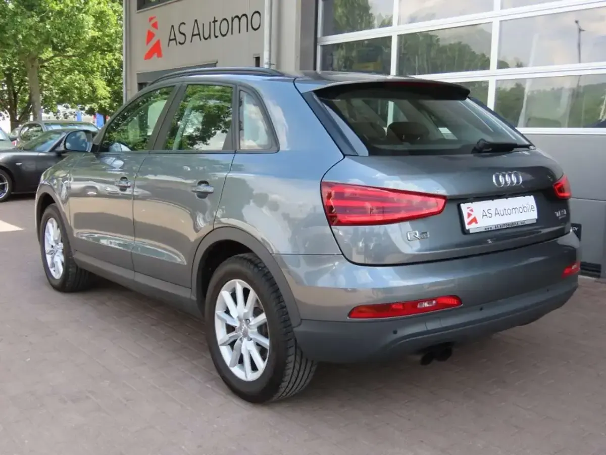 Gebraucht Audi Q3 170 PS (125 kW) 2012 Monsungrau SUV