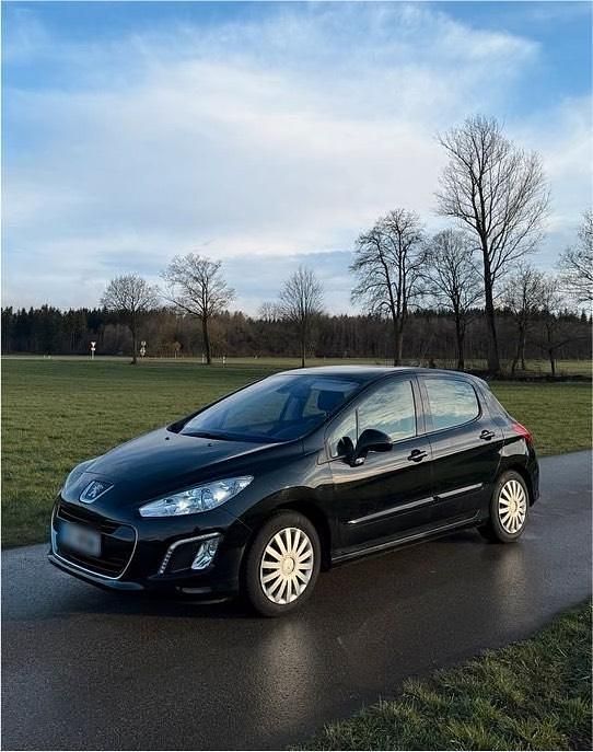 Gebraucht Peugeot 308 120 PS (88 kW) 2011 Andere farben Limousine