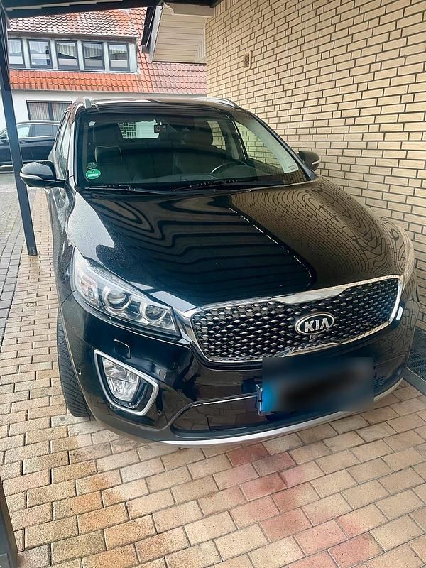 Schwarz Gebraucht 2015 Kia Sorento Platinum SUV | 17.000 € (Fairer Preis) - Bild 1/4