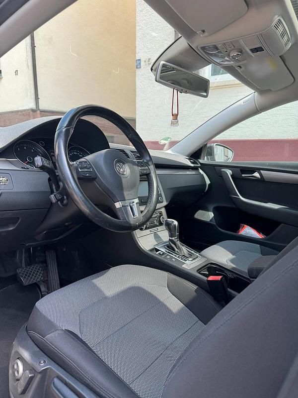 Gebraucht VW Passat 122 PS (89 kW) 2011 Braun Kombi