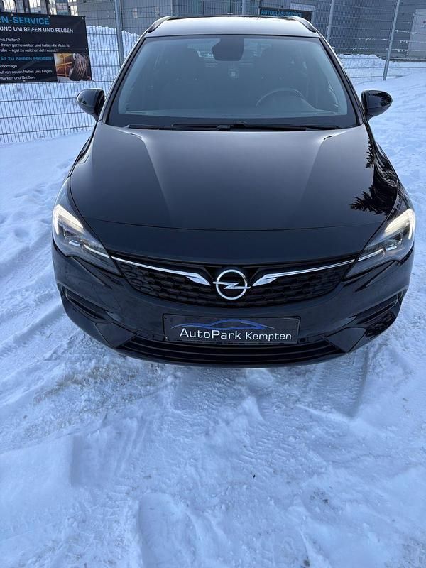 Gebraucht Opel Astra Edition 131 PS (96 kW) 2022 Schwarz Kombi