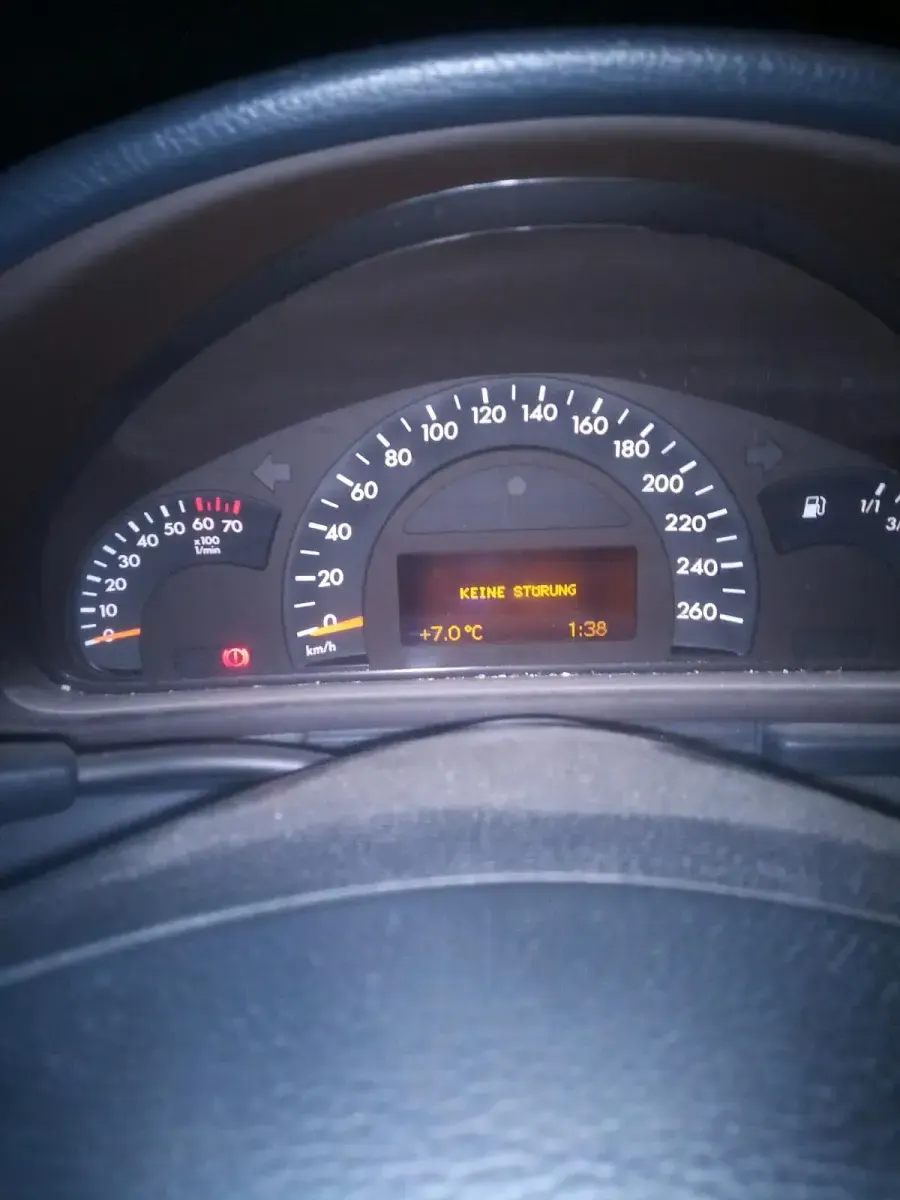 Gebraucht Mercedes C180 130 PS (95 kW) 2002 Schwarz Kombi