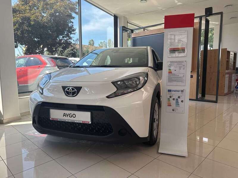 Weiß Neu 2025 Toyota Aygo Business Edition Kleinwagen | 17.850 € - Bild 1/4