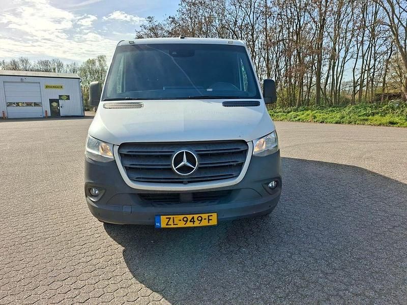 Second-hand Mercedes Sprinter 163 CP (119 kW) 2019 Alb Van