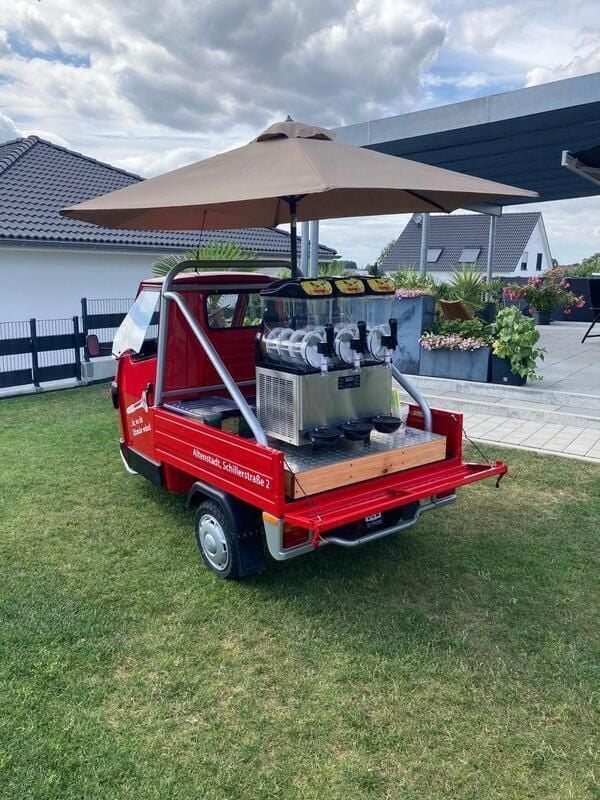 Rot Gebraucht 2022 Piaggio APE Kleinwagen | 7.890 € - Bild 1/4