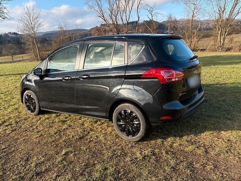Gebraucht Ford B-MAX 101 PS (74 kW) 2014 Schwarz Van / Kleinbus