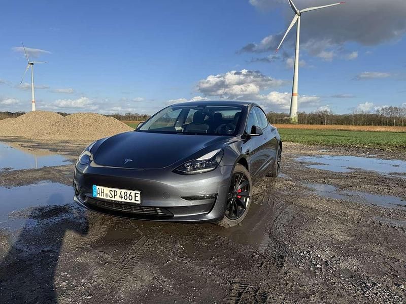 Gebraucht Tesla Model 3 377 kW (513 PS) 2022 Limousine
