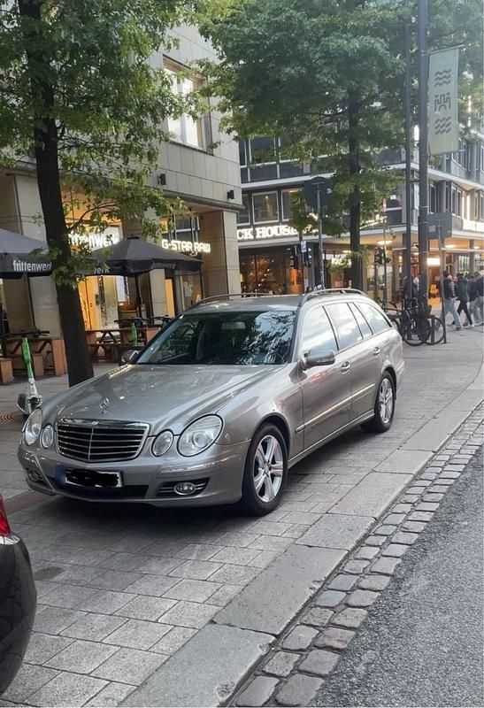 Gebraucht Mercedes E200 136 PS (100 kW) 2008 Kombi