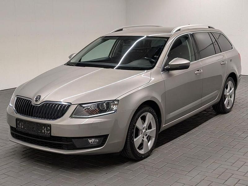 Gebraucht Skoda Octavia 150 PS (110 kW) 2016 Beige Kleinwagen