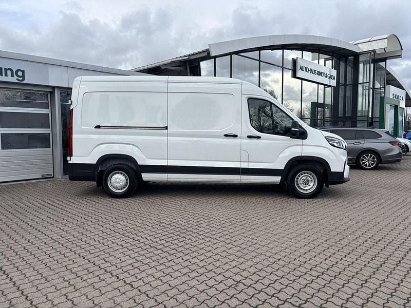 Neu Maxus V90 147 PS (108 kW) 2026 Weiß Van