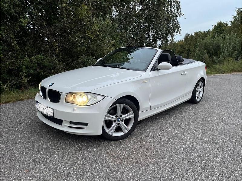 Weiß Gebraucht 2008 BMW 120 Cabriolet Cabrio | 6.000 € (Fairer Preis) - Bild 1/4