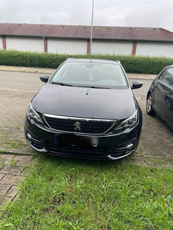 Schwarz Gebraucht 2019 Peugeot 308 Limousine | 9.500 € (Guter Preis) - Bild 1/4