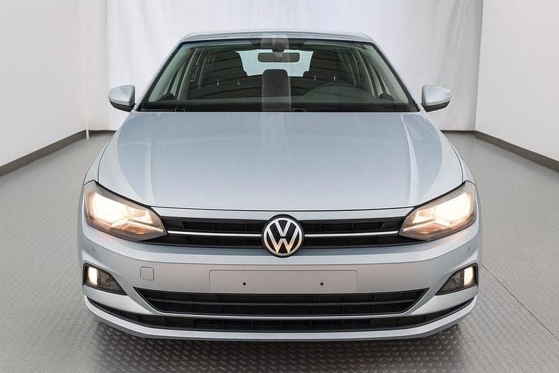 Silber Gebraucht 2021 VW Polo Comfortline Limousine | 13.990 € (Superpreis) - Bild 1/4