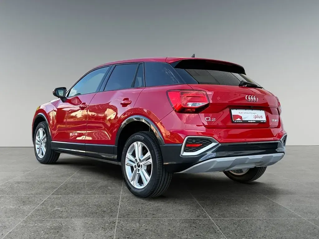 Gebraucht Audi Q2 Advanced Plus 150 PS (110 kW) 2025 Progressivrot metallic SUV