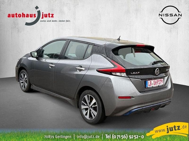 Gebraucht Nissan Leaf 360º 110 kW (150 PS) 2021 Grau Kleinwagen