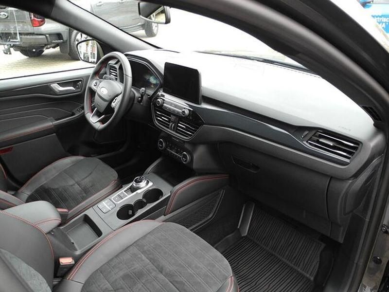 Gebraucht Ford Kuga ST-Line X 224 PS (164 kW) 2022 Magnetic grey metallic SUV